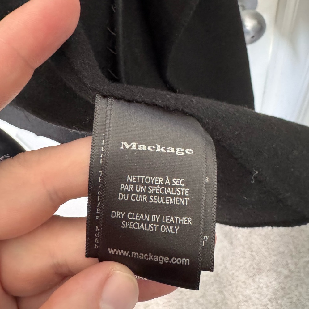 Women’s Mackage Wool Zip Fitted Wrap Coat Size Medium Like NEW - Picture 10 of 12